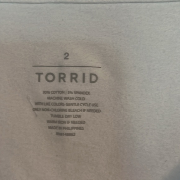 Torrid Adjustable Straps Tank Top Size 2X - Picture 3 of 4